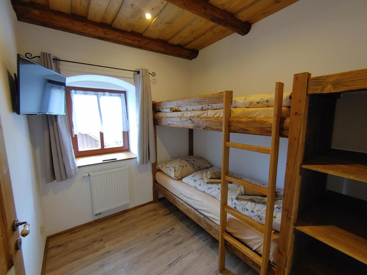 U Mikesu Apartment Vyssi Brod Exterior photo