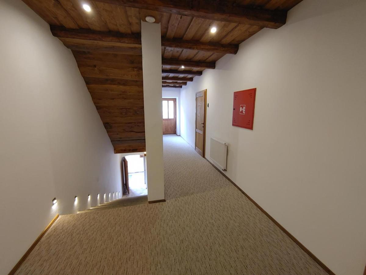 U Mikesu Apartment Vyssi Brod Exterior photo